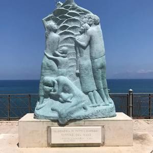 Meet your Posher, Carolina